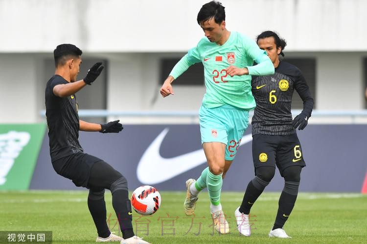 中国国奥队热身赛2:1战胜马来西亚国奥队